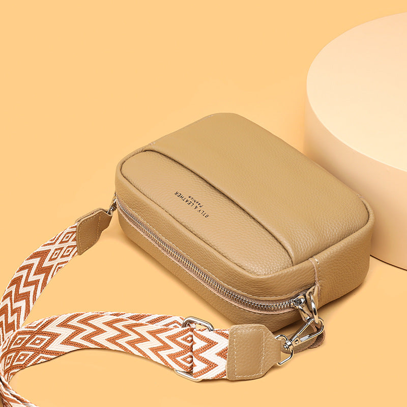 Embroidered Rhombus Crossbody Square Bag (photo 5)