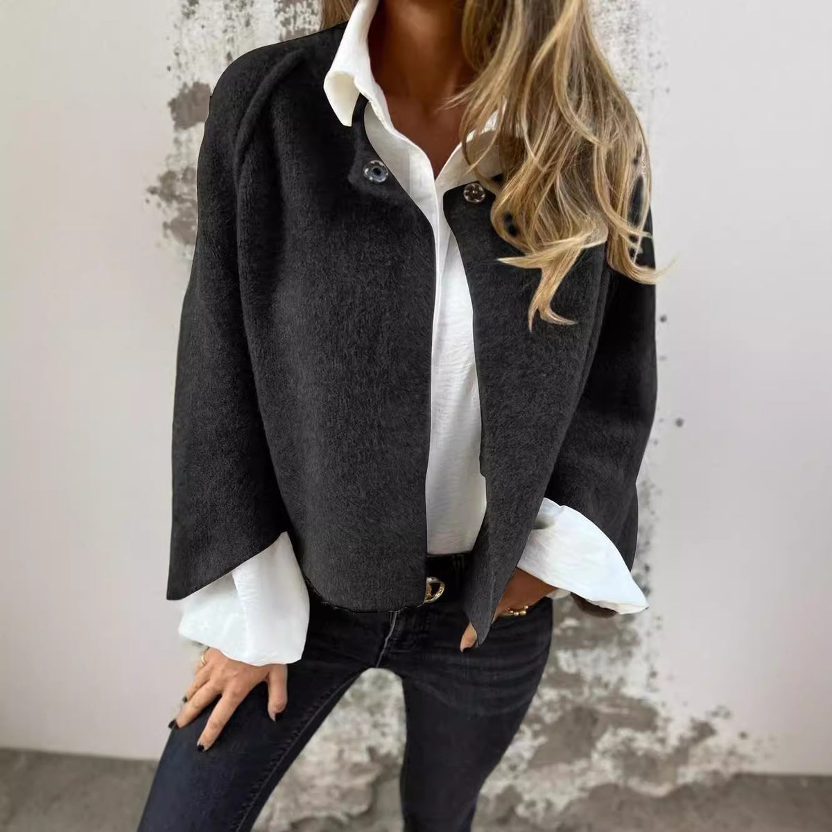 Women's Batwing-Sleeve Cropped Cardigan Jacket (photo 2)