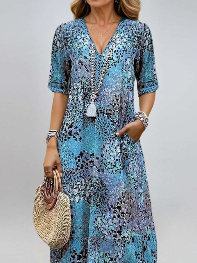Women's V-Neck Half-Sleeve Printed Dress with Pockets (photo 2)