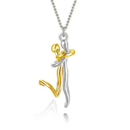 Hugging Couple Pendant Necklace (photo 3)