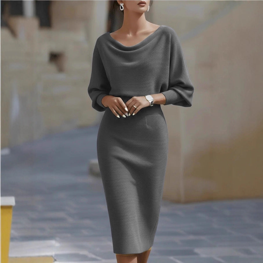 Women's Pleated Batwing-Sleeve A-Line Midi Dress (photo 3)