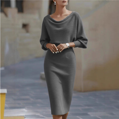 Women's Pleated Batwing-Sleeve A-Line Midi Dress (photo 3)