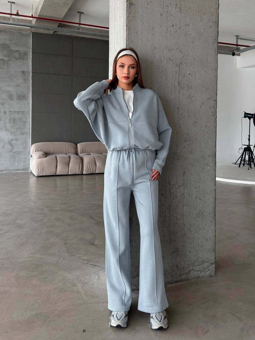 Women's Zip Jacket and Wide-Leg Pants Sports Set (photo 15)