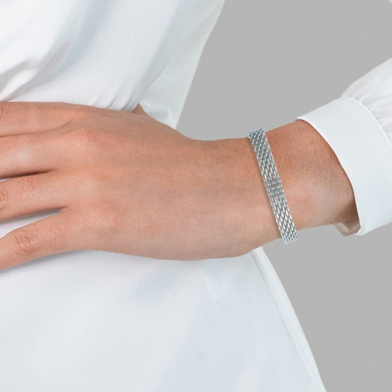 Women's Chain Bracelet, Gold or Silver Tone (photo 3)