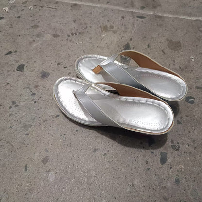 Women's Square-Heel Toe Post Slide Sandals (photo 9)