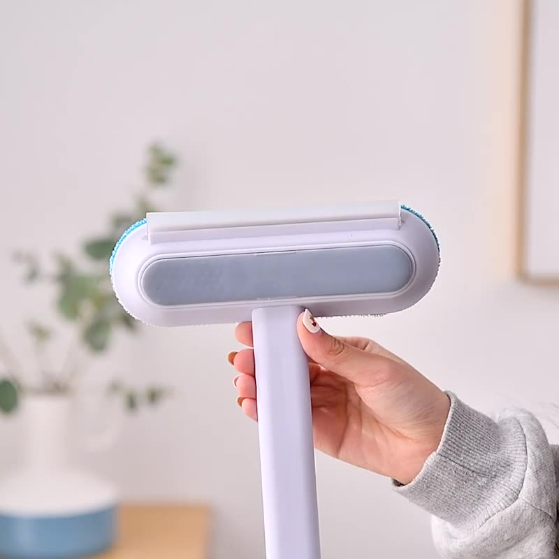 4-in-1 Brush for Pet Hair, Lint and Window Screens (photo 9)
