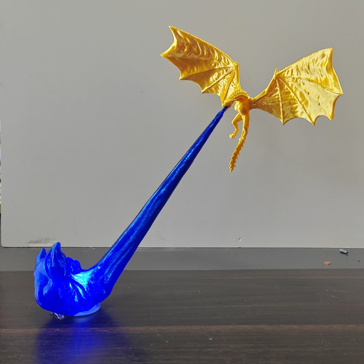 3D-Printed Dragon Bookshelf Light Decoration (photo 9)