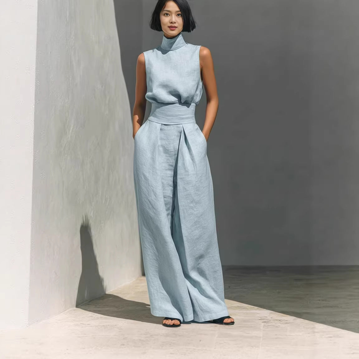 Women's Sleeveless Stand-Collar Top and Wide Pants Set (photo 2)