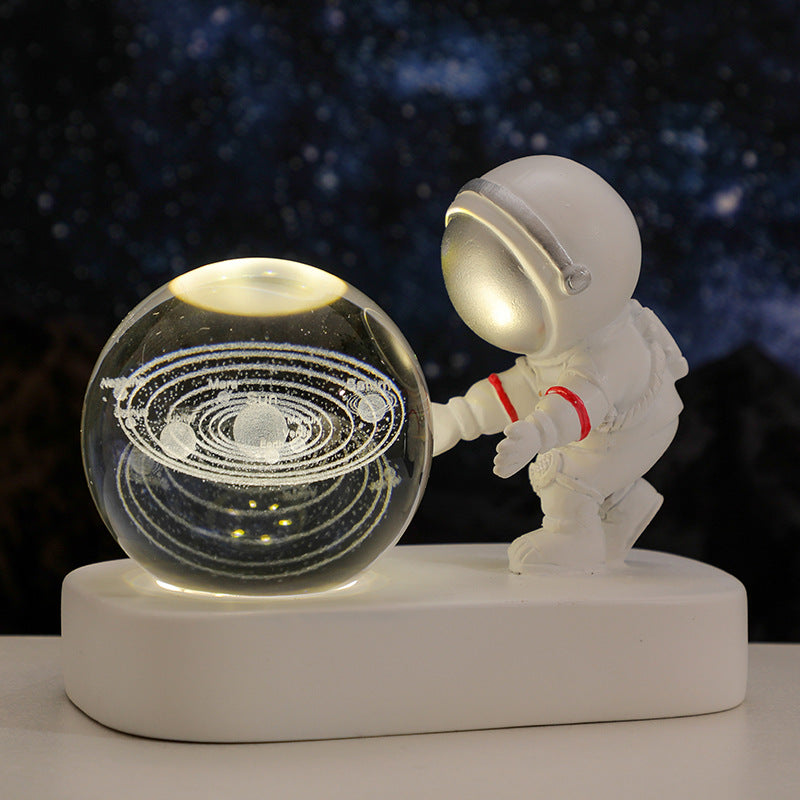 Astronaut Crystal Ball Night Light, 6 cm (photo 3)