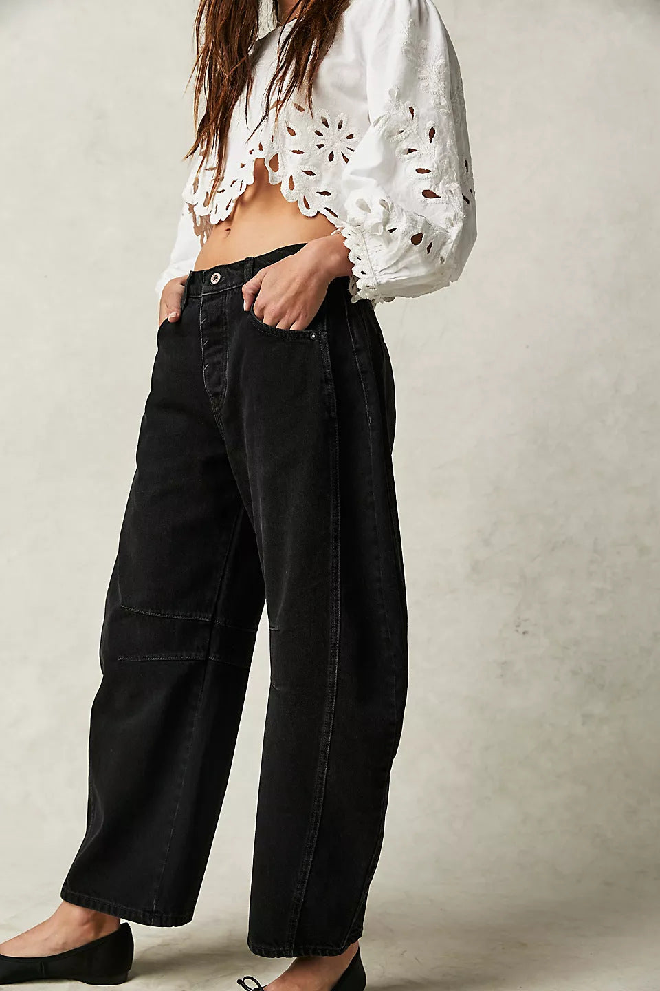 Women's Mid-Rise Wide-Leg Barrel Jeans (photo 8)