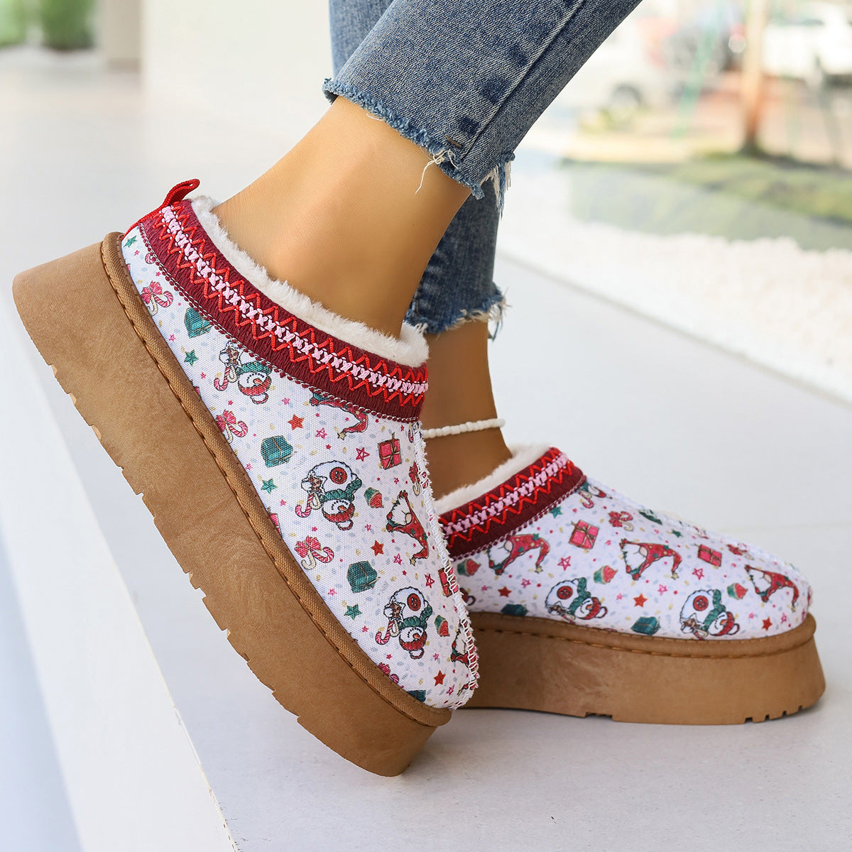 Women's Christmas Print Plush-Lined Slip-On Ankle Boots (photo 9)