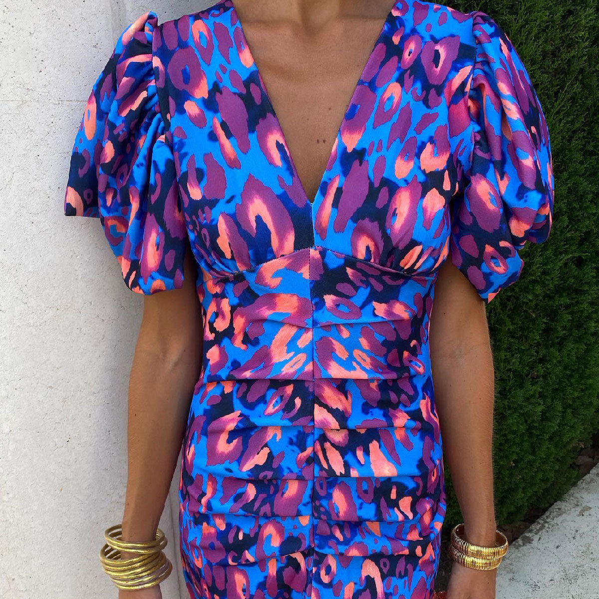 Women's Puff-Sleeve Floral V-Neck Long Dress (photo 4)