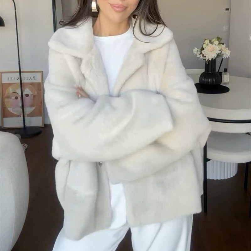 Women's Fluffy Lapel Single-Breasted Short Coat (photo 2)