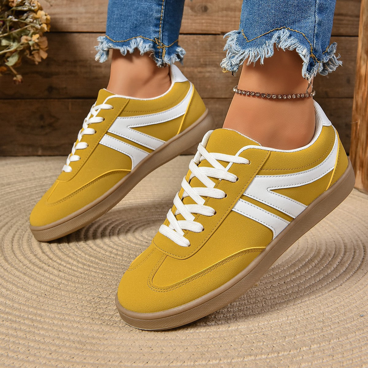 Women's Lace-Up Round-Toe Sporty Flats (photo 9)