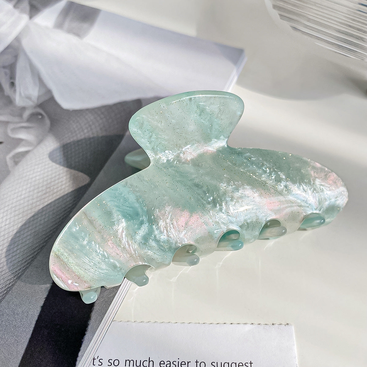Acrylic Claw Hair Clip - Smoke Cyan (photo 4)